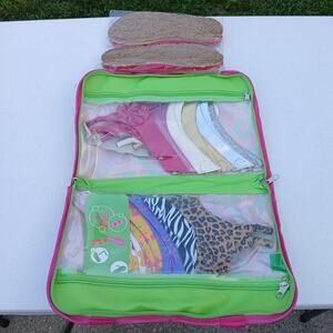 Switchable kids sandals with carry case